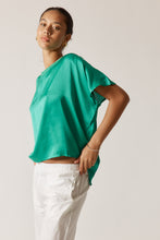 Load image into Gallery viewer, Bienvenue T-Shirt Plain Emerald