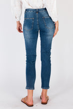 Load image into Gallery viewer, Norma Jeans Denim