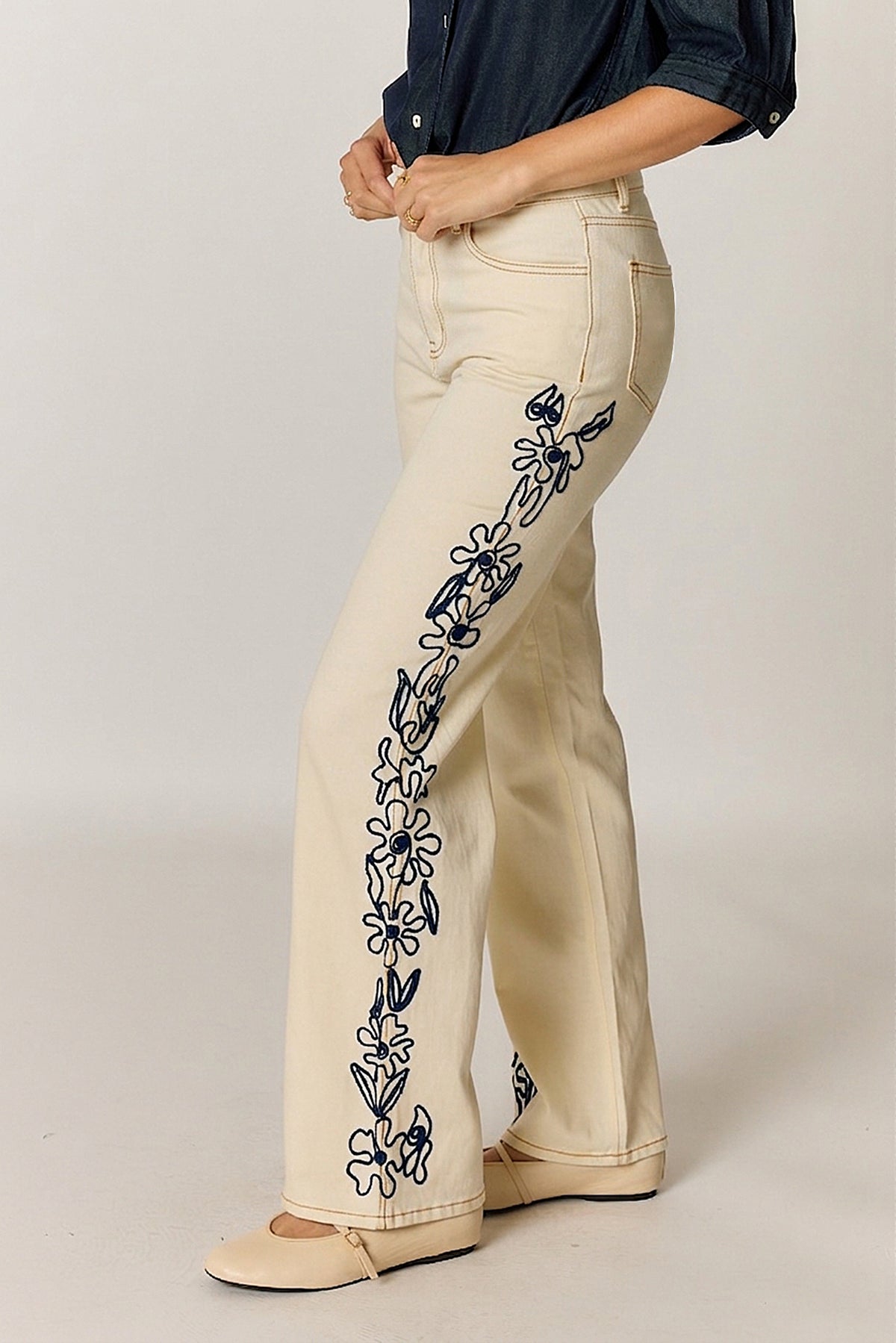 CARMI FLORAL EMBROIDERED JEAN NATURAL