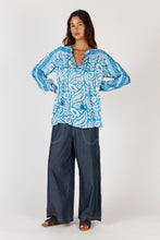 Load image into Gallery viewer, Constantine Shirt Blue