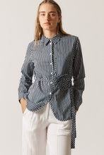 Load image into Gallery viewer, Countryside Rose Top Navy