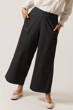 Load image into Gallery viewer, Pula Pant Black