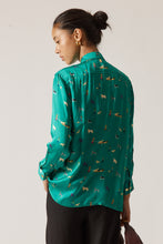 Load image into Gallery viewer, Puppy Love Shirt Emerald