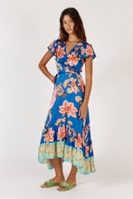 Load image into Gallery viewer, Tango Wrap Print