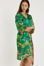 Load image into Gallery viewer, Mataram Dress Emerald
