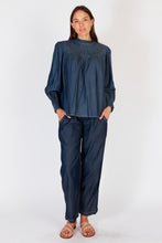 Load image into Gallery viewer, Winona Shirt Denim
