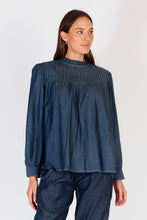 Load image into Gallery viewer, Winona Shirt Denim
