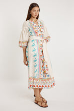 Load image into Gallery viewer, Biscay Maxi White
