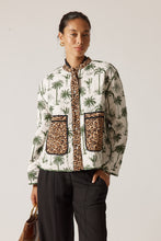 Load image into Gallery viewer, Bula Jacket Khaki
