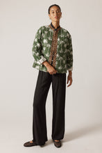 Load image into Gallery viewer, Bula Jacket Khaki
