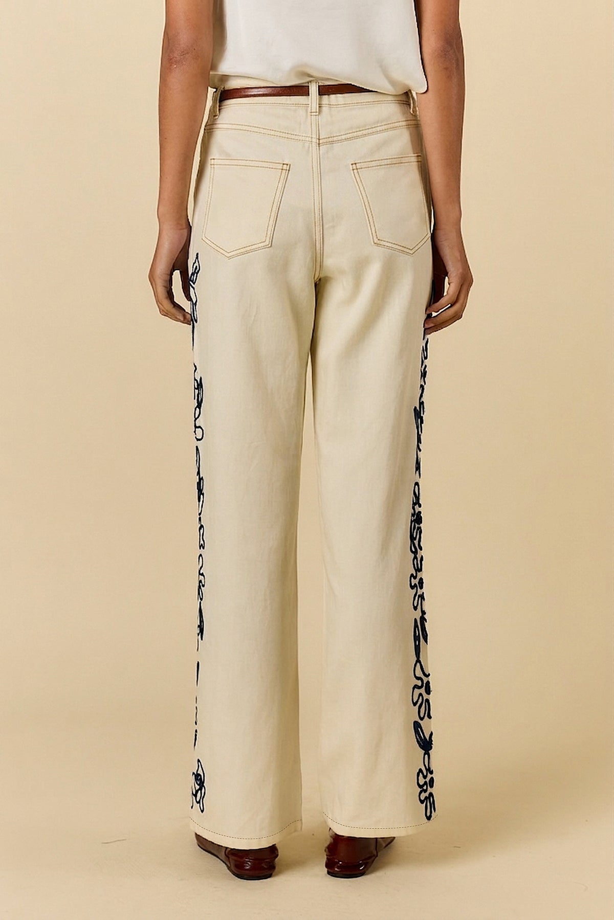 CARMI FLORAL EMBROIDERED JEAN NATURAL