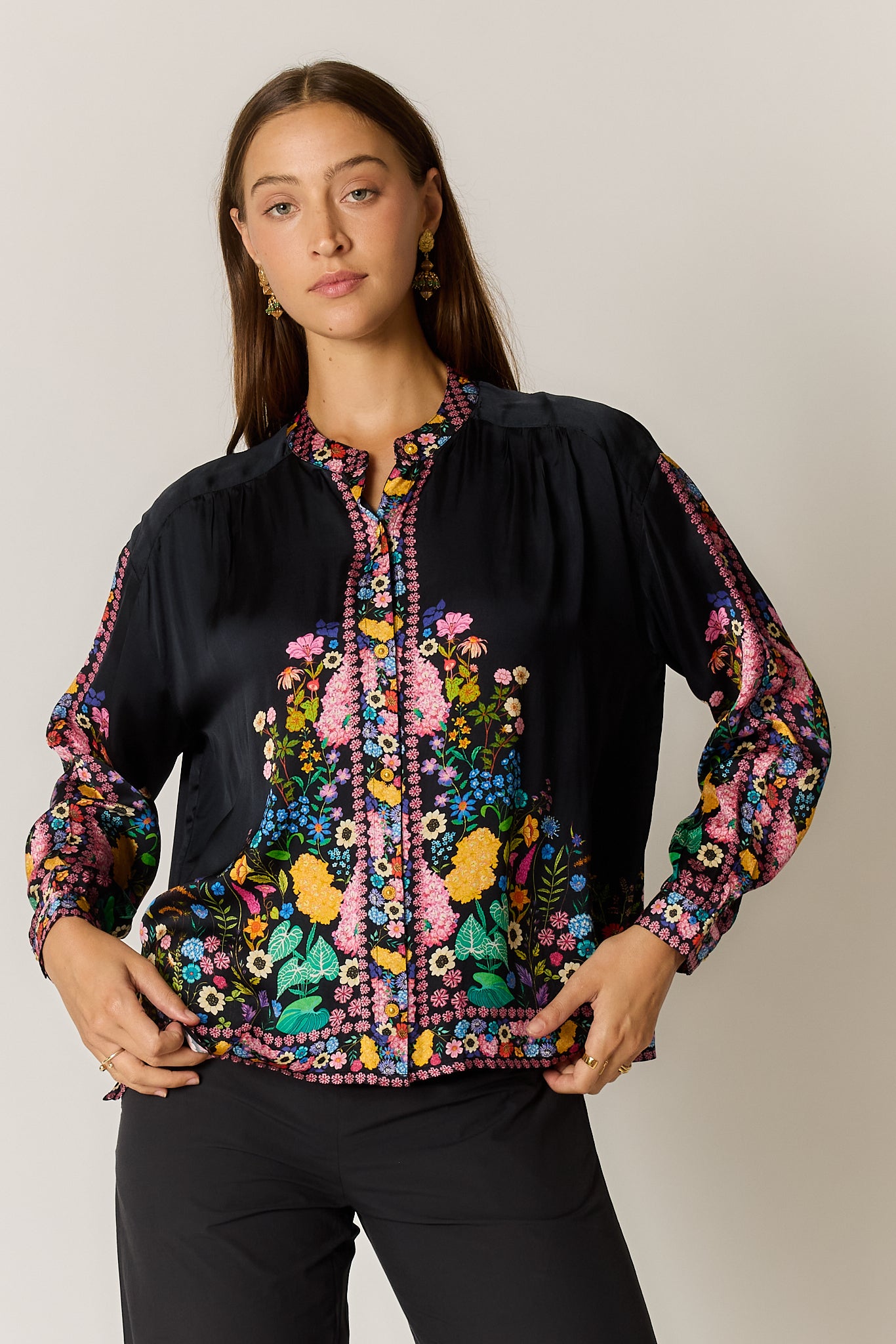 DELICIA SHIRT BLACK
