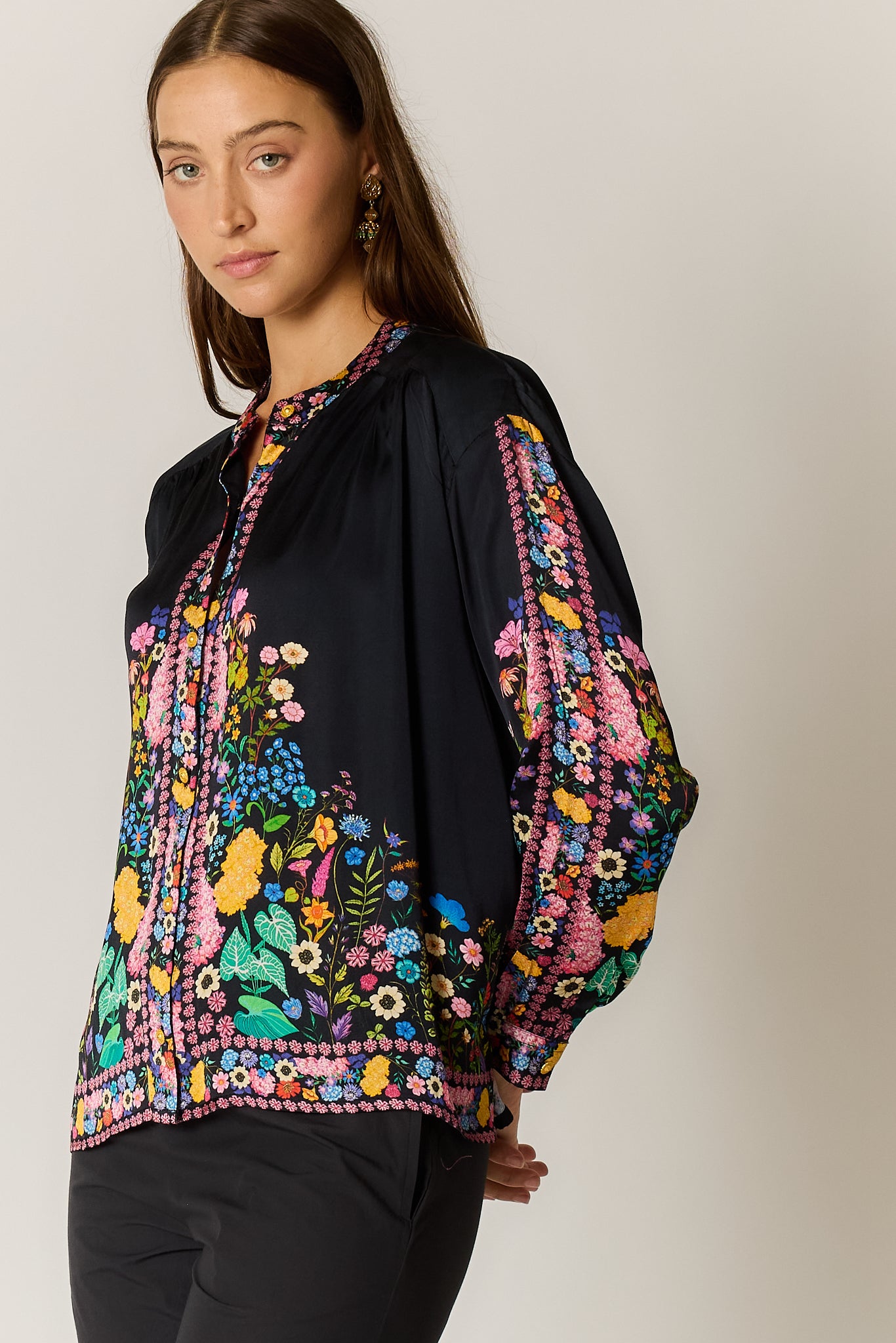 DELICIA SHIRT BLACK