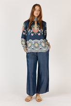 Load image into Gallery viewer, Garcia Shirt Navy
