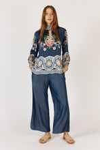 Load image into Gallery viewer, Garcia Shirt Navy
