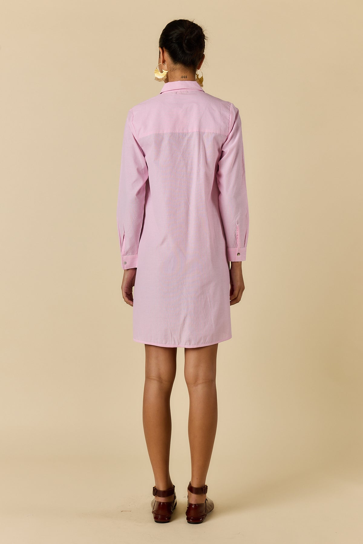 LARA SHIRTMAKER