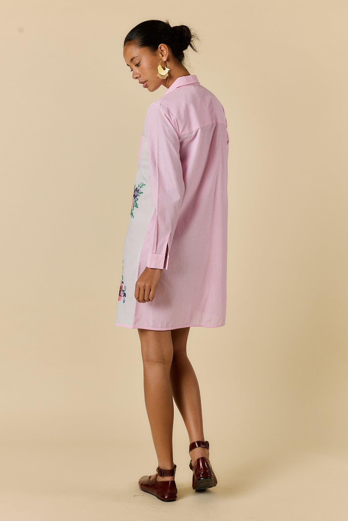 LARA SHIRTMAKER