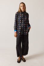 Load image into Gallery viewer, Rubyyaya Love Bloom Shirt Black
