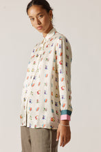 Load image into Gallery viewer, Love Bloom Shirt Cream

