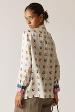 Load image into Gallery viewer, Love Bloom Shirt Cream
