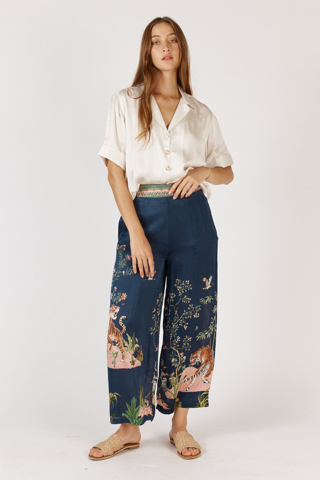 Machali Pant Navy