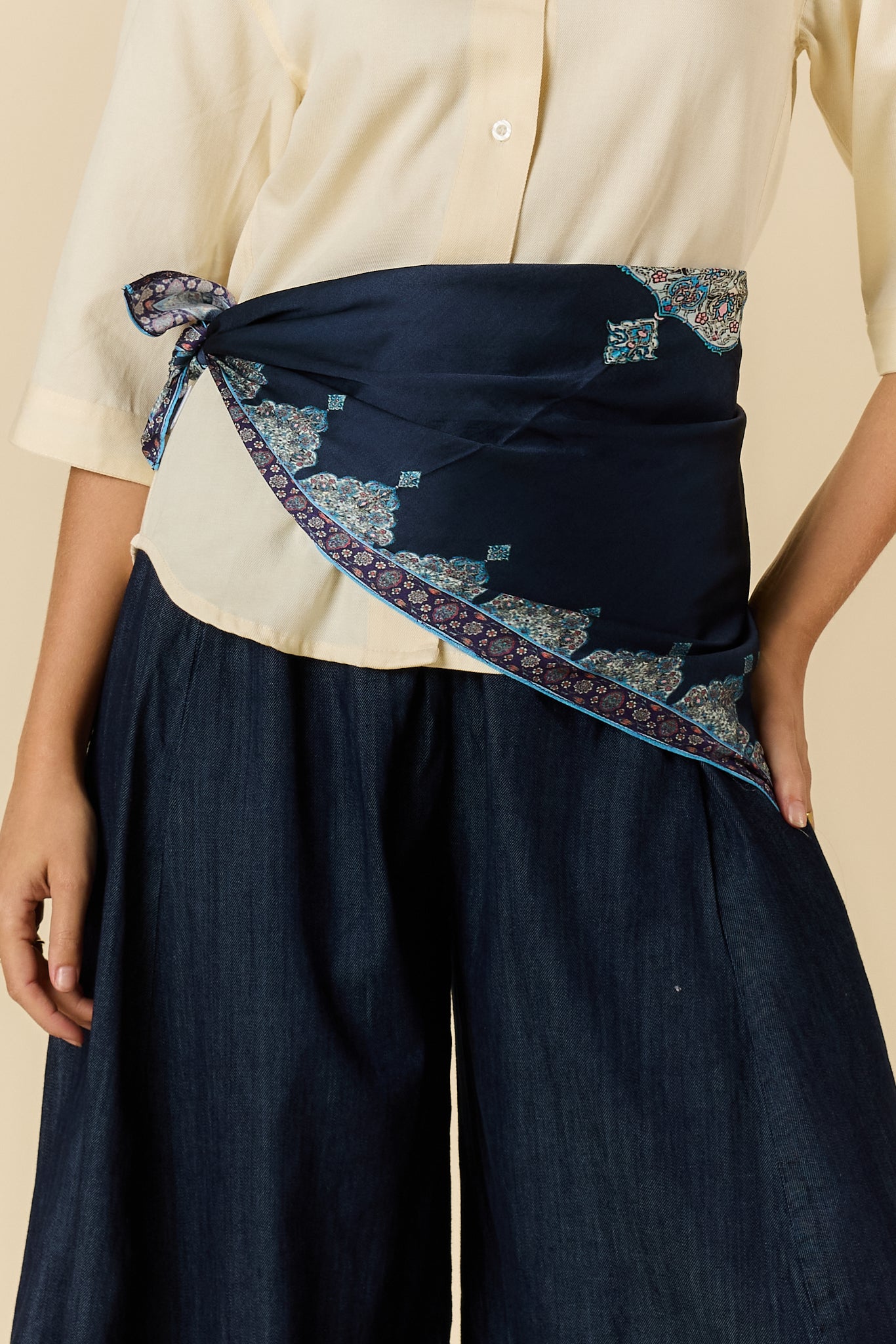 PAOLINA SCARF NAVY
