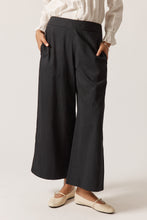 Load image into Gallery viewer, Pula Pant Black
