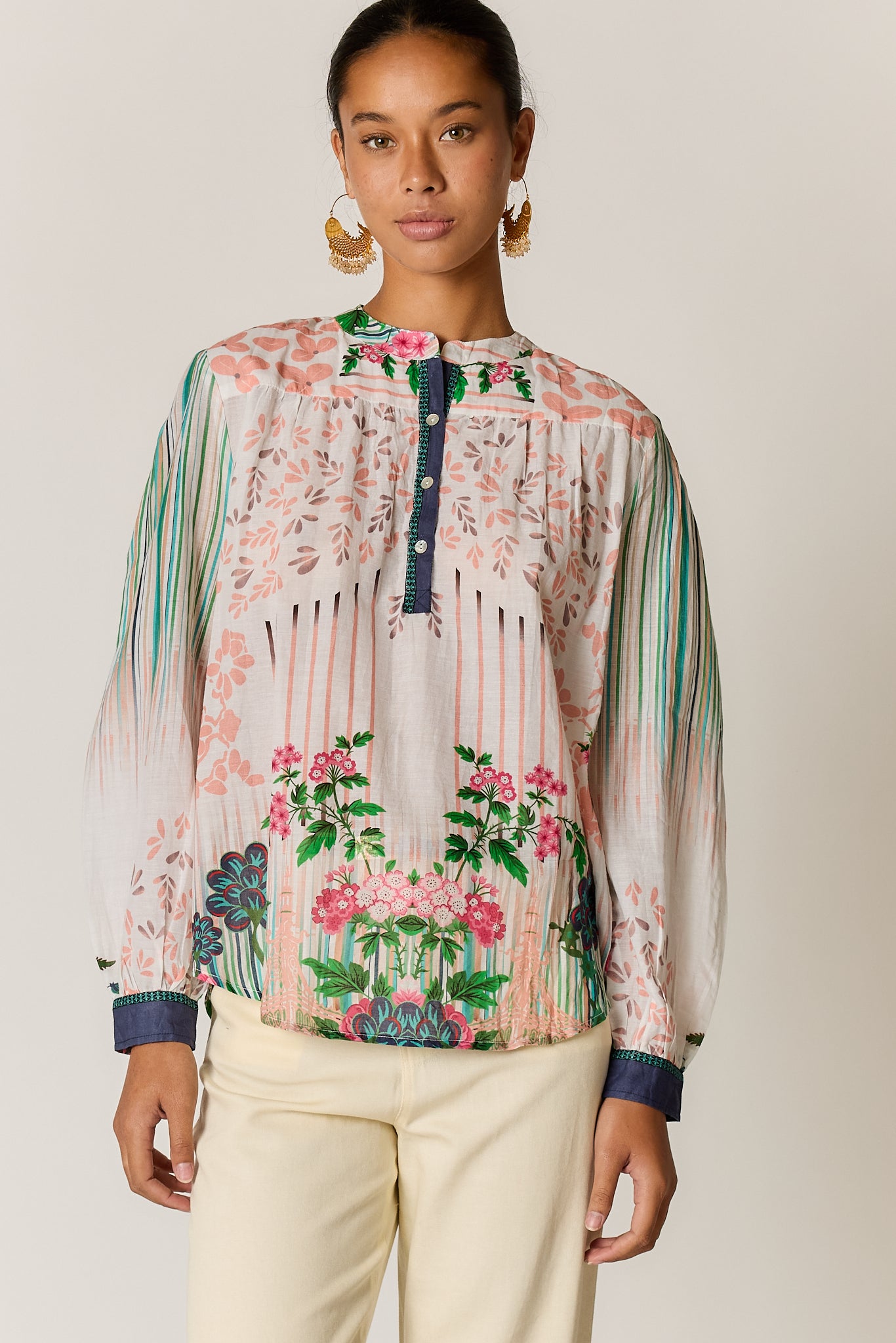ROSEANNE SHIRT