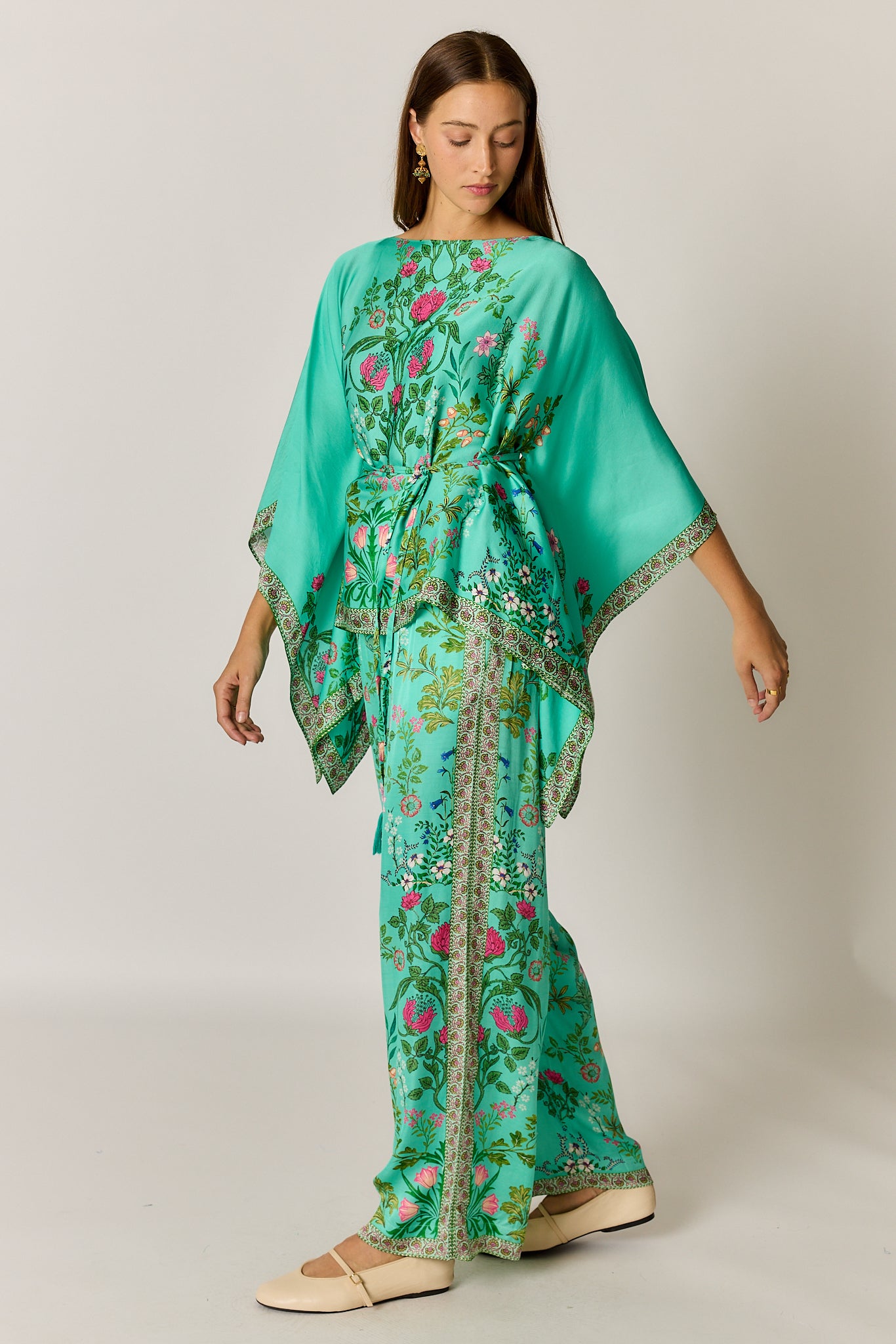 PRE-SALE | TATIANA PONCHO GREEN