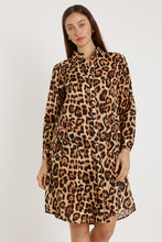 Load image into Gallery viewer, Wild Shirtmaker Print
