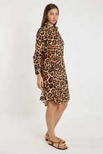 Load image into Gallery viewer, Wild Shirtmaker Print
