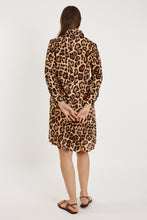 Load image into Gallery viewer, Wild Shirtmaker Print
