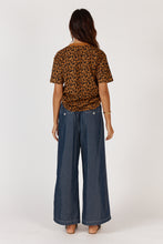 Load image into Gallery viewer, Zsa Zsa T Shirt Leopard
