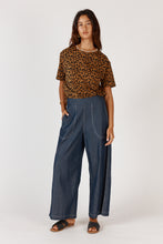 Load image into Gallery viewer, Zsa Zsa T Shirt Leopard
