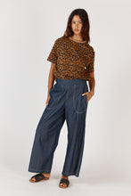 Load image into Gallery viewer, Zsa Zsa T Shirt Leopard
